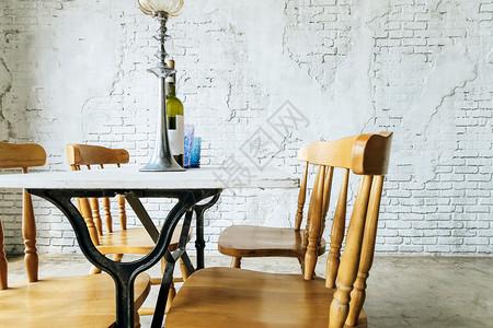 白色的家具装饰厅餐桌椅墙泰国图片
