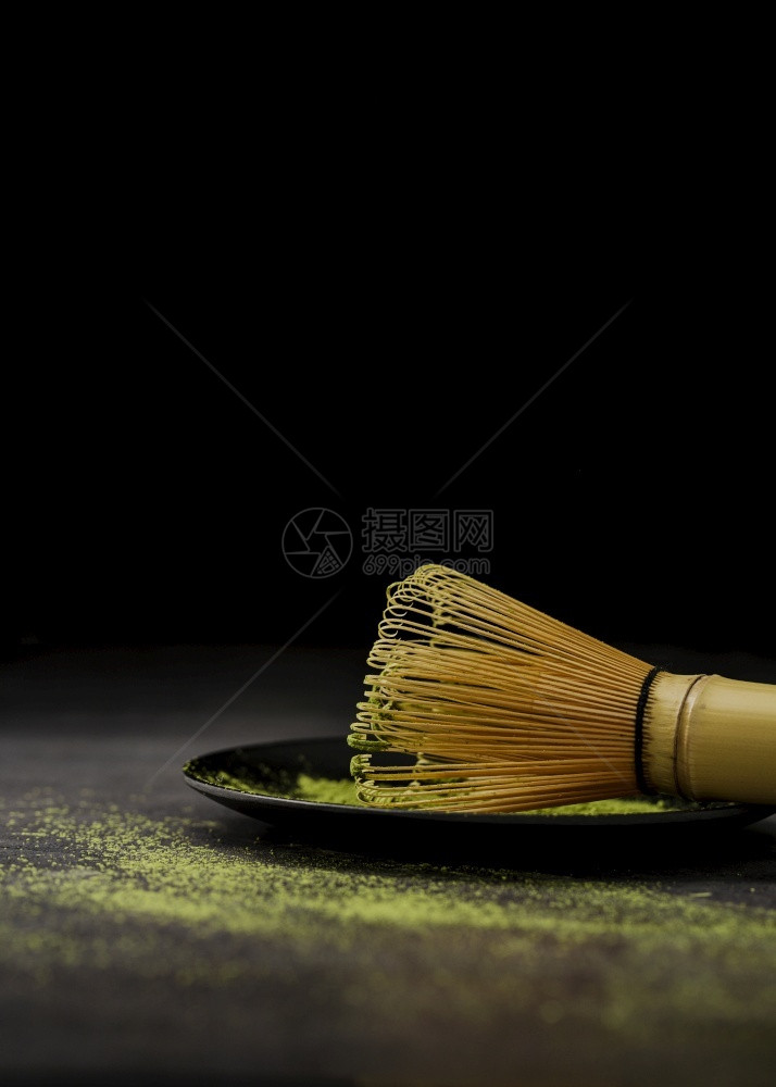 绿色芳香东方的用火辣茶粉闭着竹子胡须和火辣茶粉图片