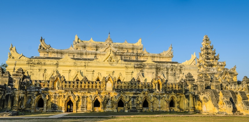 MahaAungmyeBonzan寺在缅甸因瓦曼德勒邦赞爱娃图片