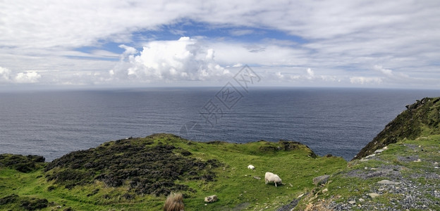 景观海浪爱尔兰Donegal县Slieve联盟的裂缝蓝色图片