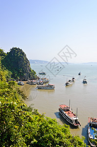 亚洲蓝色的越南哈隆湾旅游船越南语图片