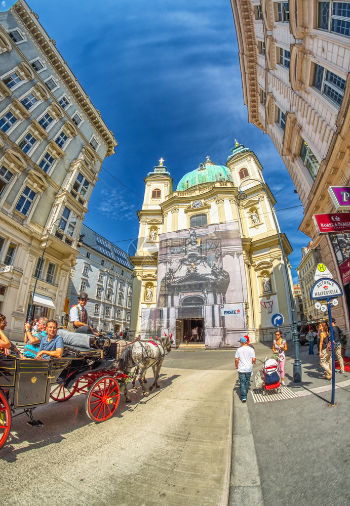 访问假期建造维也纳市中心旅游者每年吸引10万人校对Portnoy201年7月至20年7月图片