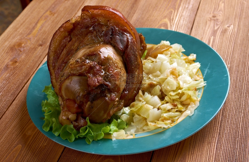 德语熏制抛光巴伐利亚烤猪肉小桶德国猪排图片
