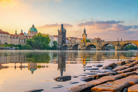 查尔斯历史城市景观布拉格下捷克旧城风景世界旅行概念见光和世界旅行图片