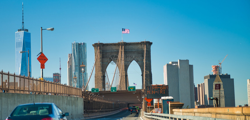 纽约市布鲁克林大桥交通图片