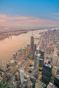 日落时曼哈顿天线的空中视图美国纽约市暮当代的街道市中心高清图片素材