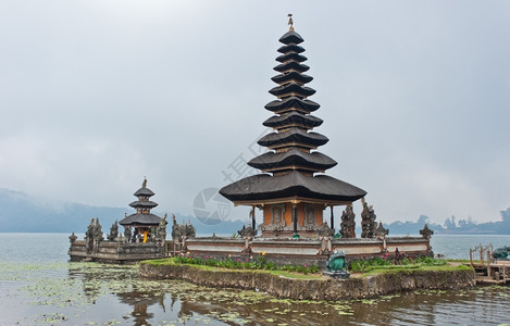 印度尼西亚巴厘岛乌伦达努布拉坦神庙文化历史亚洲图片