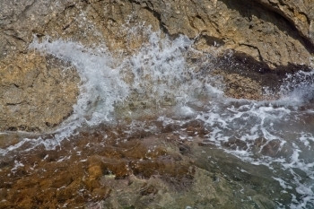 岛屿自然西班牙巴利阿里群岛Mallorca的克里夫海泡沫封闭船图片