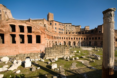 罗马的大理石ForodiTraiano罗马意大利的废墟柱子图片