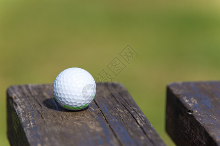 开球游戏掩体高尔夫俱乐部背景图片