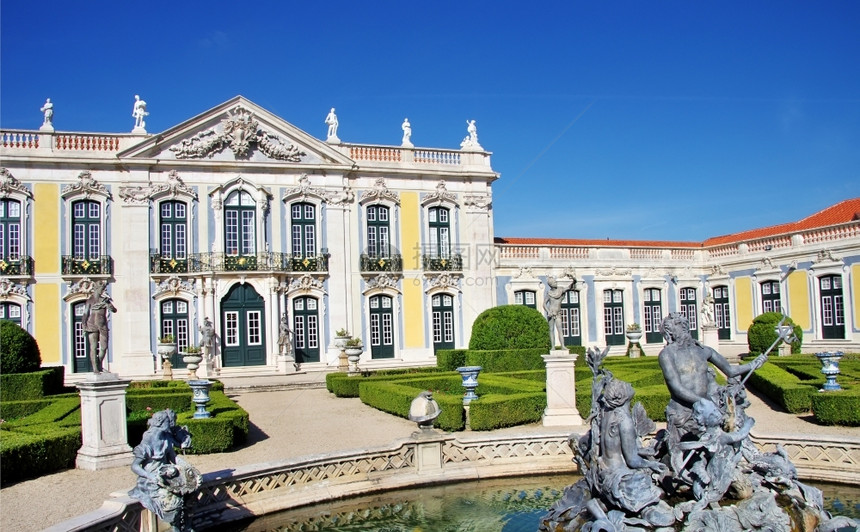 葡萄牙里斯本区辛特拉克卢兹宫Sintra经典的艺术池塘图片