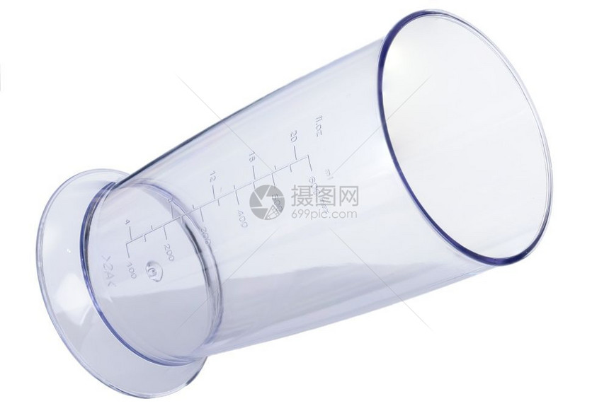 脚丫子白色背景上用于塑料隔离电动手搅拌器的透明附件杯白色背景上用于手动搅拌器的透明附件杯旋钮推图片