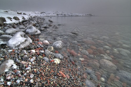 约根森天空白色的来自挪威峡湾冬季风景图片