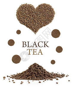 新鲜的生喝黑色茶叶颗粒元素的构成在白色上与复制空间隔开背景图片