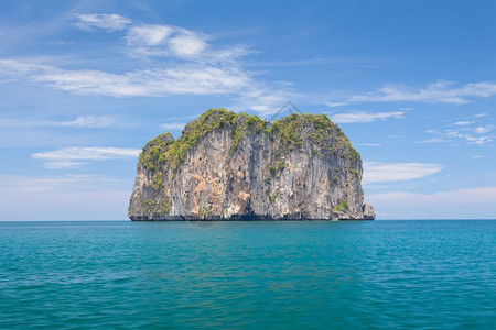 异国情调美丽的热带海滩大石头自然夏天图片