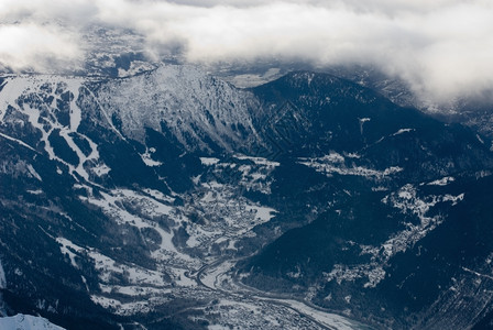 冬季雪山雪景图片