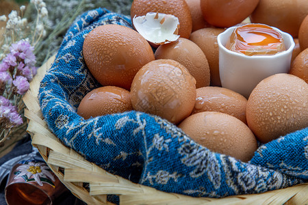 农家新鲜鸡蛋图片