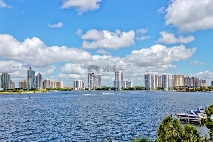 海滨城市景观佛罗里达州迈阿密的共管大楼城市图片