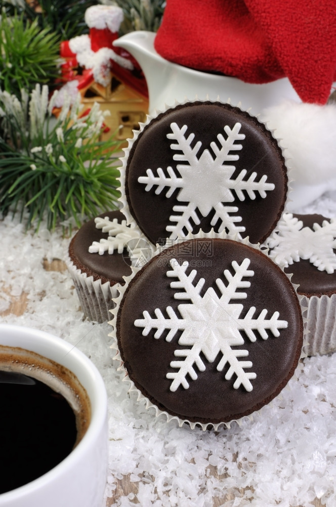 新鲜糖果粘贴巧克力圣诞松饼装饰玛西潘珍珠雪花图片