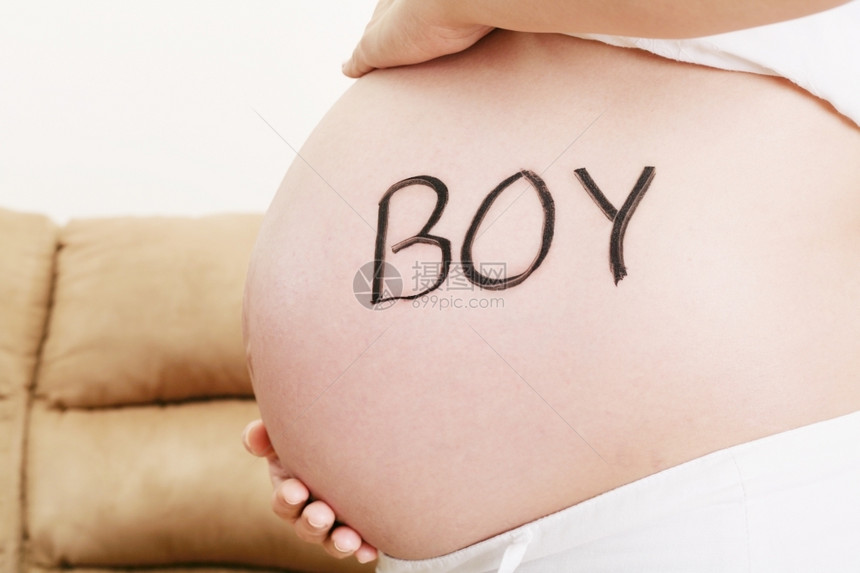 WordBoy写在怀孕肚子上女士母亲人类图片