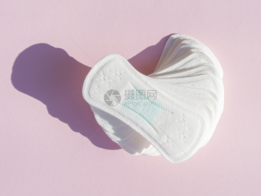 美丽的干净桩日常清洁卫生巾粉红色背景分辨率和高品质美丽照片桩日常清洁卫生巾粉红色背景高品质和分辨率美丽照片概念报告图片