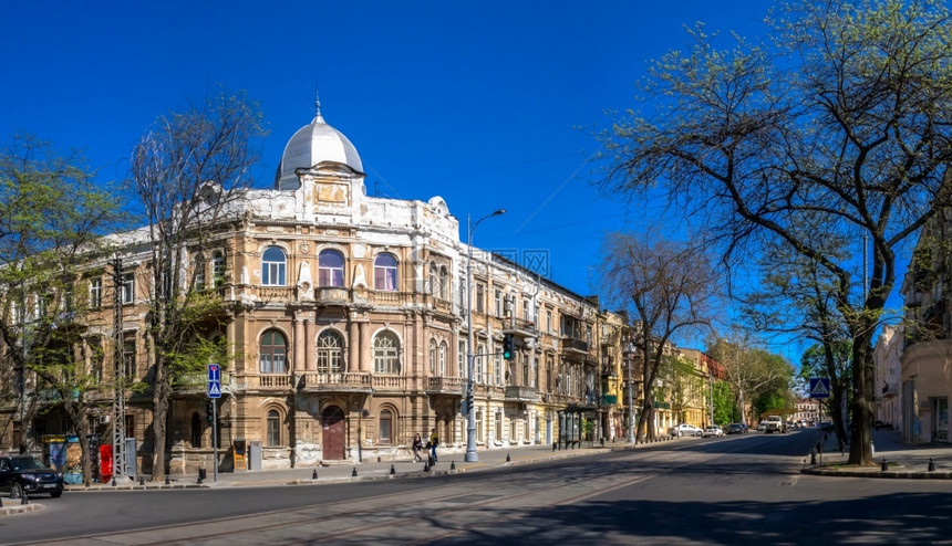 采取乌克兰敖德萨0352阳光明媚的春日乌克兰敖德萨的古老历史建筑乌克兰敖德萨的古老历史建筑娱乐天空图片