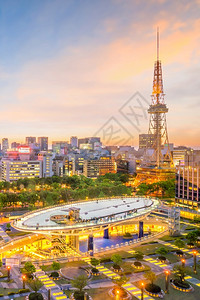日本名古屋市中心天际的黄昏亚洲建筑物场景图片