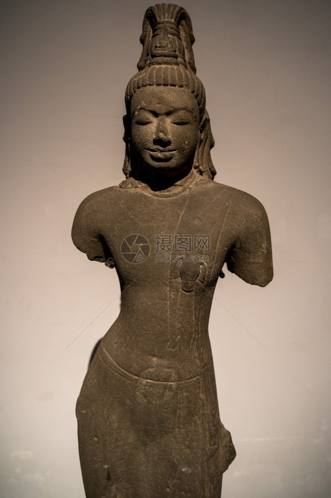 雕塑颜色黑背景的佛像Budha古老的图片