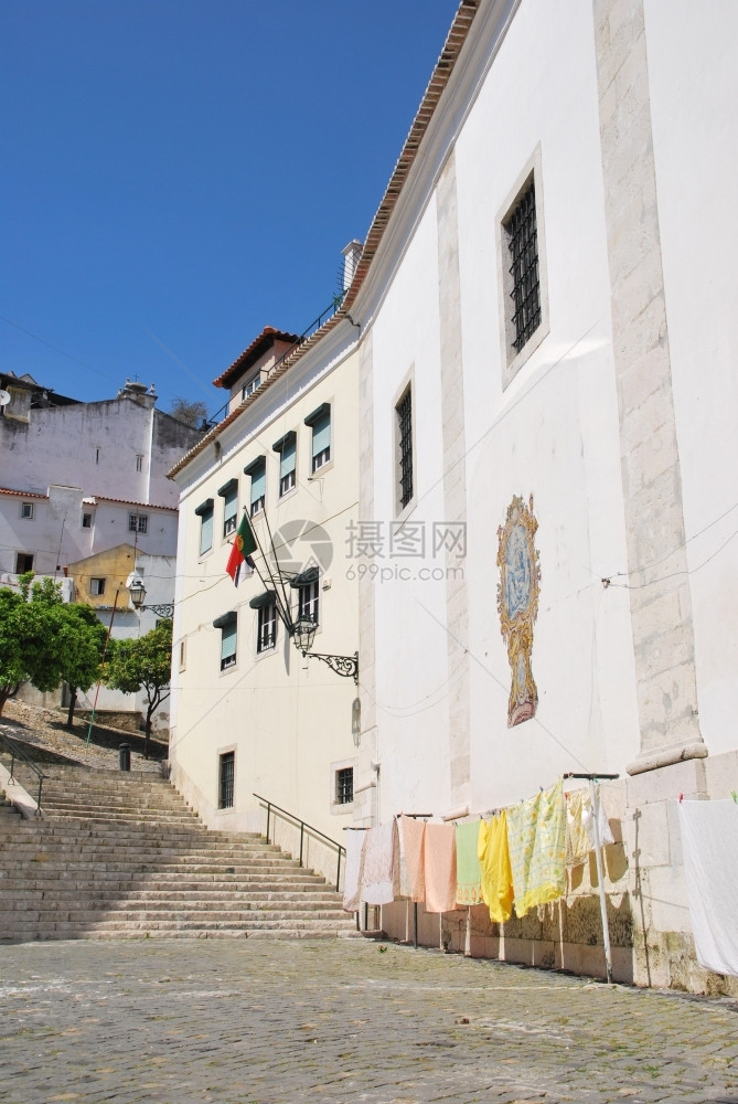 绞刑路面葡萄牙里斯本Alfama区SaoMiguel楼梯上美丽的人行道街图片