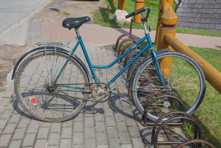 模型水复古的布伦利市拉脱维亚旧Ussr老式自行车2018年春季旅行照片图片