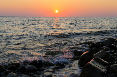 日落时的海水图片