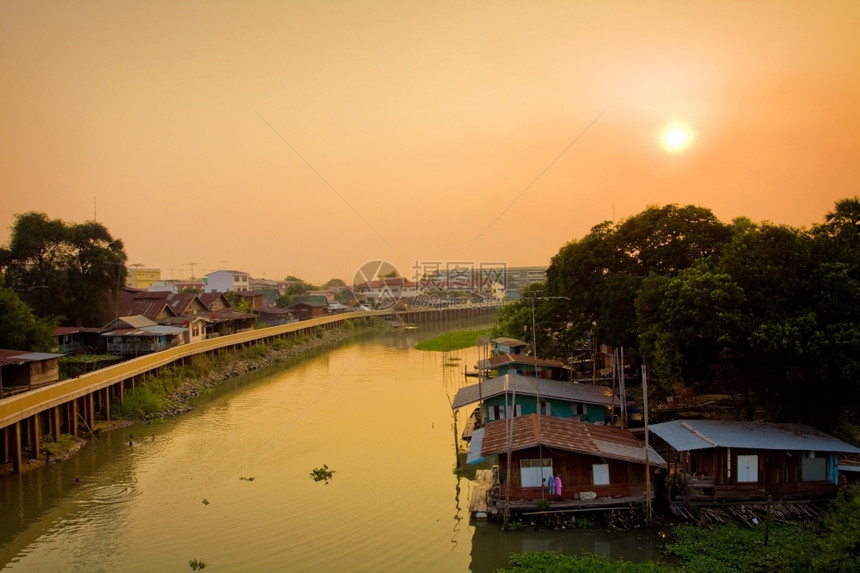 城市的当地泰国内船亚洲图片