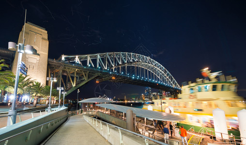 港口高架悉尼桥晚上澳大利亚城市标志景观图片
