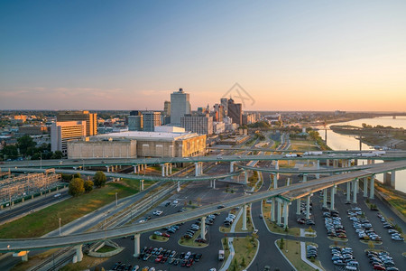 美国田纳西孟菲斯市中心的空景象旅行吸引力地标图片