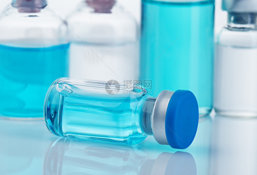 蓝色疫苗玻璃瓶图片