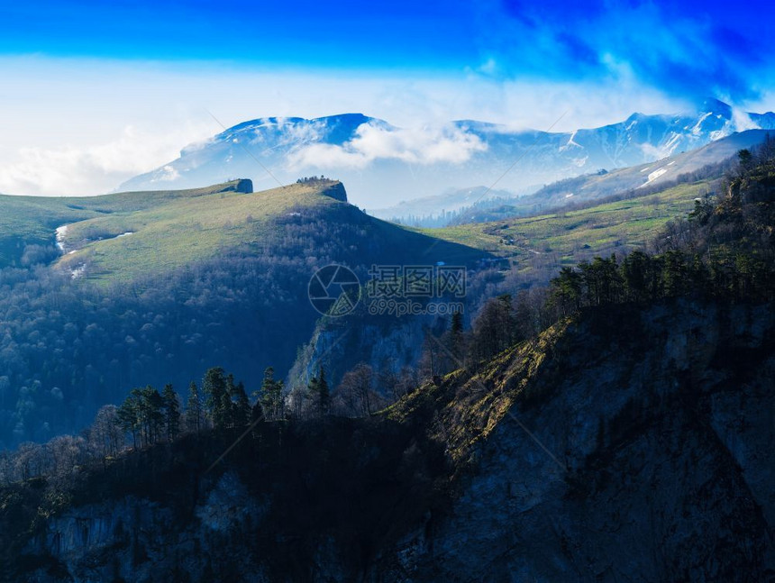 水平山地景观背的横向戏剧山地背景户外绿色水平的图片