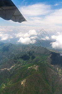 地平线爬坡道尼泊尔和喜马拉雅山风景观从飞机到尼泊尔的旅游和行户外图片