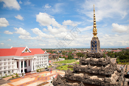 白色的城市老挝首都万象从Patuxay纪念碑的老挝美丽之景车辆图片