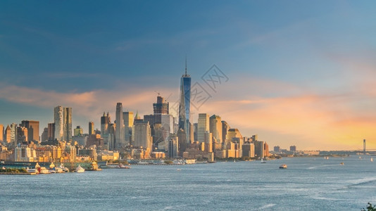 美国纽约市日落时曼哈顿天际的市风景塔著名街道黄昏高清图片素材