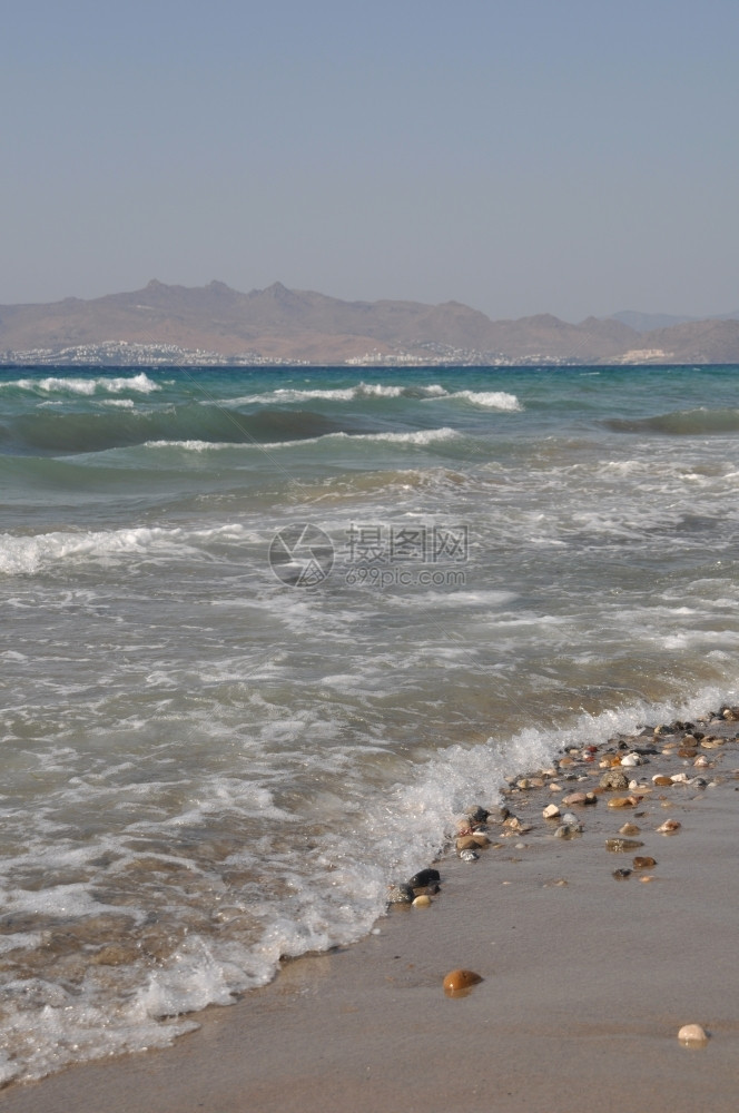 火鸡海浪位于希腊土耳其高斯的美丽海滩背景户外图片