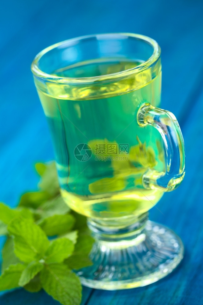 秘鲁草药中新制的清茶名为MunalatMinthostachysmollis是一种草药和用植物口味与薄荷类似或者作为茶在某些区域图片