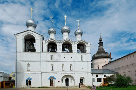 圆顶钟楼白贝夫里和声的克姆林宫古城罗斯托夫韦利基俄罗斯大图片