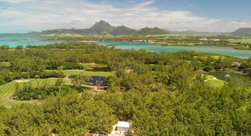 门户14奢华蓝色的IleAuxCerfs毛里求斯美丽的海岸线空中景象图片