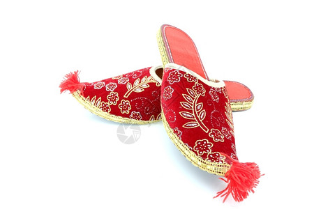 丰富多彩的阿拉伯有质感白色背景红土耳其双鞋图片