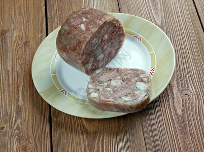 叙尔特Presskopf头奶酪或大乳是来自欧洲的寒剪祖尔特卡塞塔图片