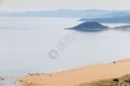 卡帕西亚的黄金海滩高清图片