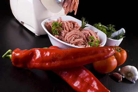与电动肉研磨机和蔬菜混合一碗配料磨床胖的图片