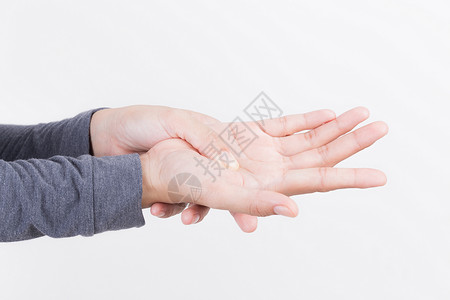 生病的身体女孩在白色背景健康和疾病概念上的手痛图片