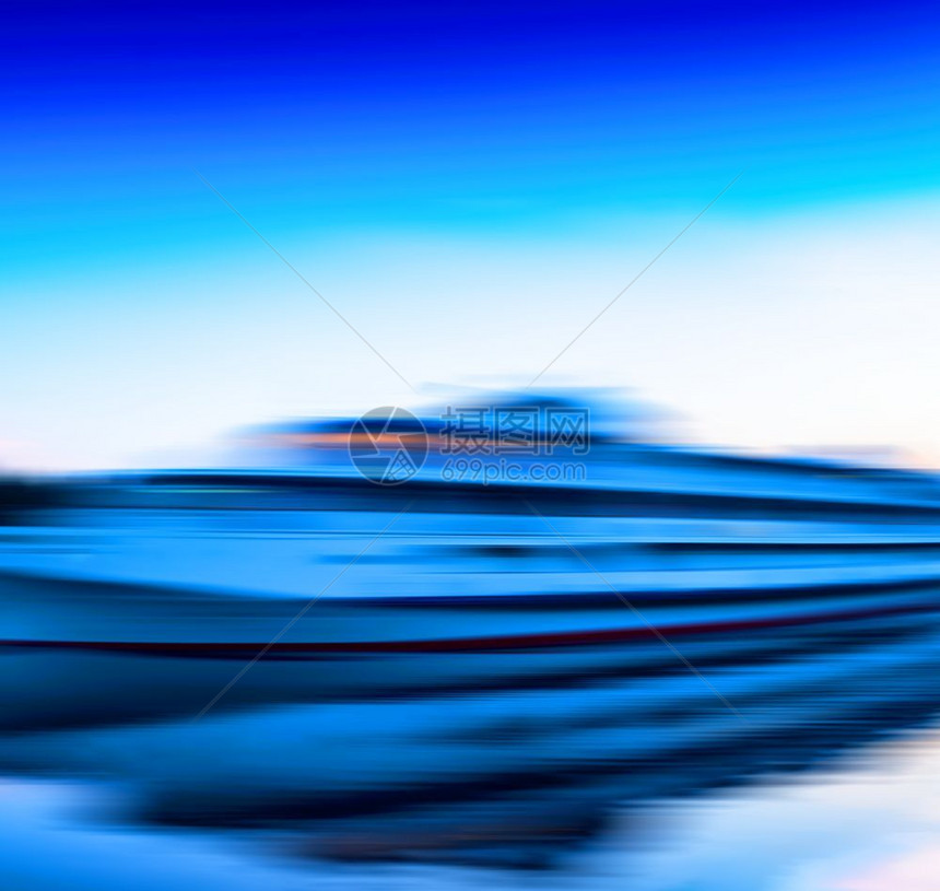 横向生动活跃的轮船运抽取背景水平生动活的轮船运抽取堡垒Bac接触天空蓝色的图片