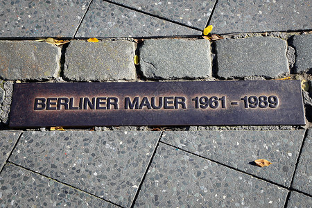 记得柏林墙的街道上标志的详情在柏林摄影生活记住背景图片